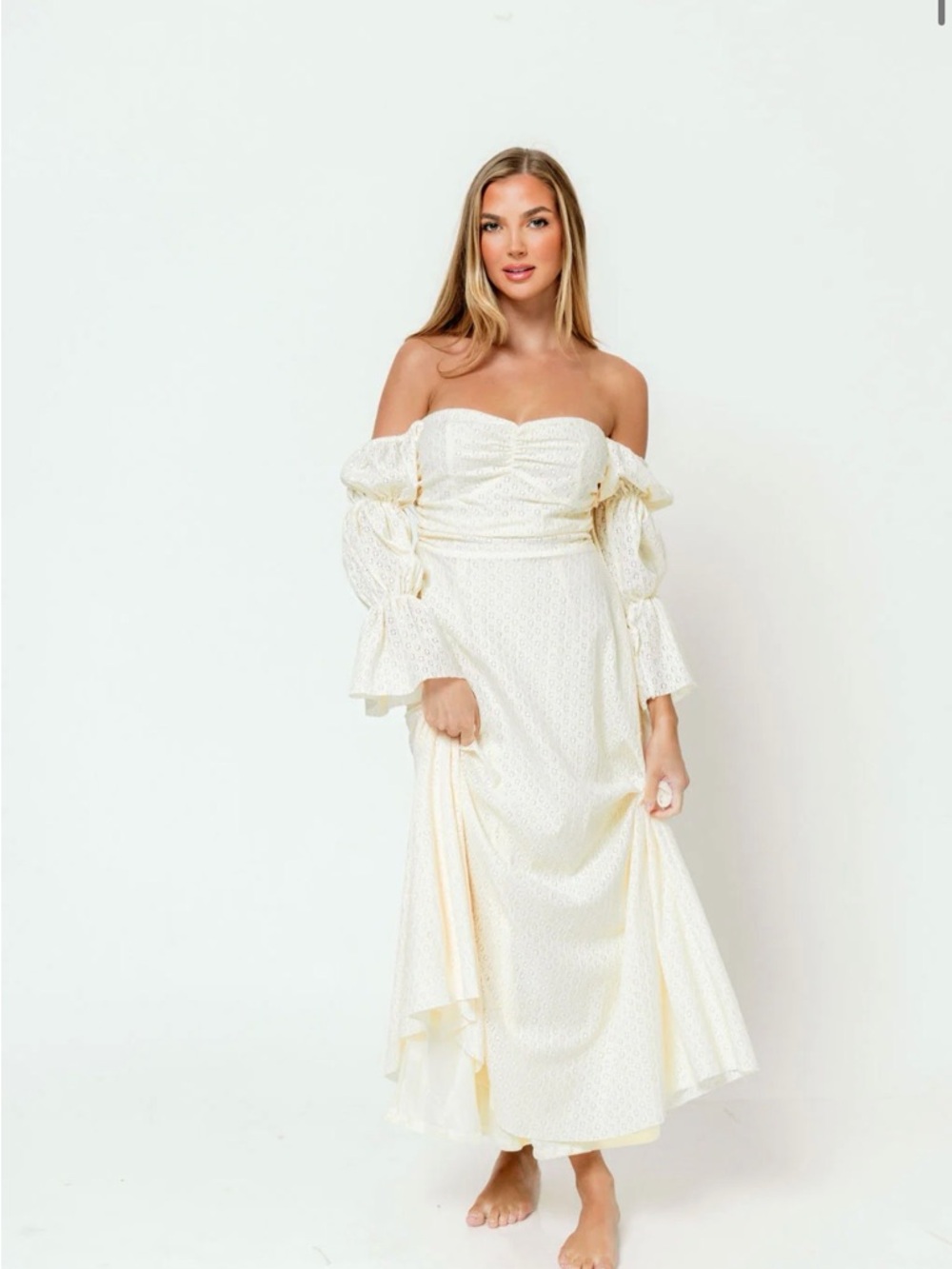 Corrine Tiered Sleeve Maxi Dress in Ivory Cream - Large
